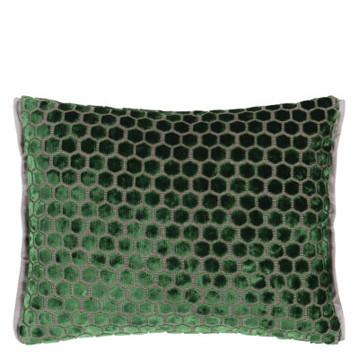 Jabot Velvet Decorative Pillow