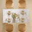 Îlot de cuisine de 61 po avec plateau en imitation marbre, table de salle à manger rectangulaire avec tablettes de rangement, prises de courant et lumière DEL réglable pour les cuisines de style campagne moderne et à aire ouverte