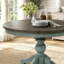 Table de salle à manger ronde à deux tons avec pieds sculptés-518520899