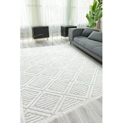Morran Geometric Indoor / Outdoor Rug