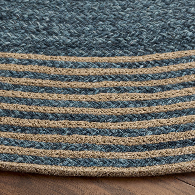 Braided Hand Woven No Pattern Indoor Rug, 3'-0" x 3'-0" Round