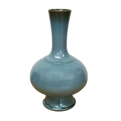 Handcrafted Porcelain China Table Vase 1