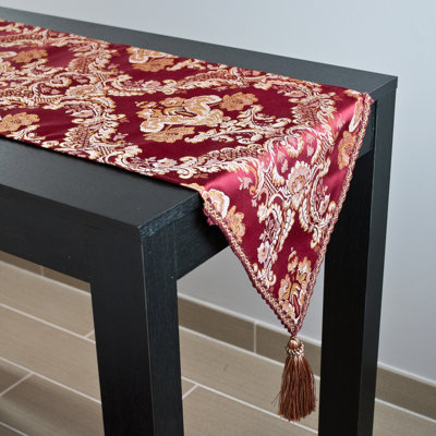 Roselyn Table Runner