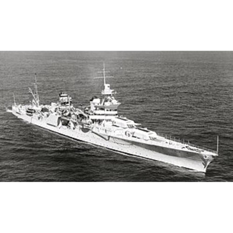 USS Indianapolis (CA-35) Grand, H 10 po x l 30 po x P 5 po
