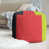 Gris anthracite / rouge torche / vert volt