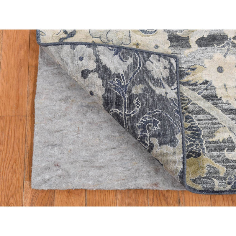 Tapis gris chasse en soie noué à la main 4 pi x 6 pi 3 po 1B8029DC83274095AD3BFBA30F4A0AB4