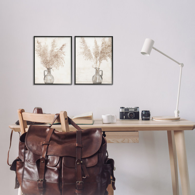 «Wild Pampas Stalks Vase», ensemble de 2 giclées encadrées par Kim Allen, Giclée encadrée noir minuit, H 14 po x l 11 po