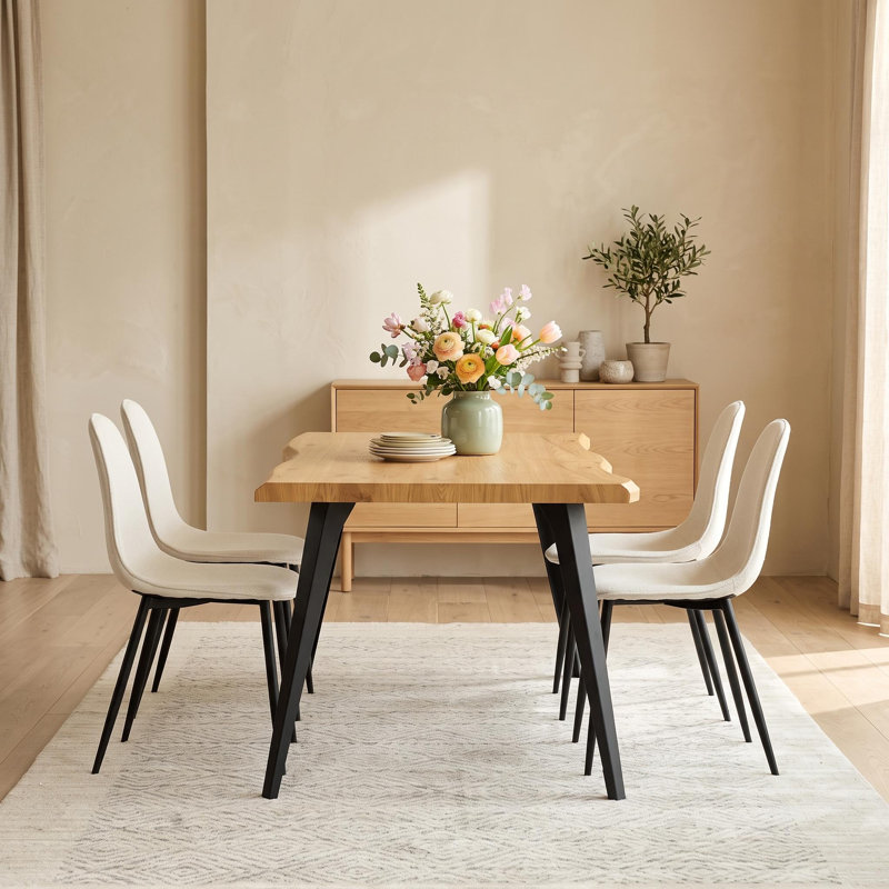 Ensemble de salle à manger moderne 5 pièces Shivani avec table rectangulaire en grain de bois et 4 chaises, Naturel, Beige