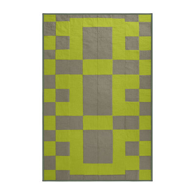 Tapis vert à carreaux lavable à la machine