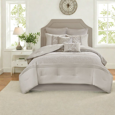 Embroidered Queen Bedding Sets, Polyester Modern Comfort For Home