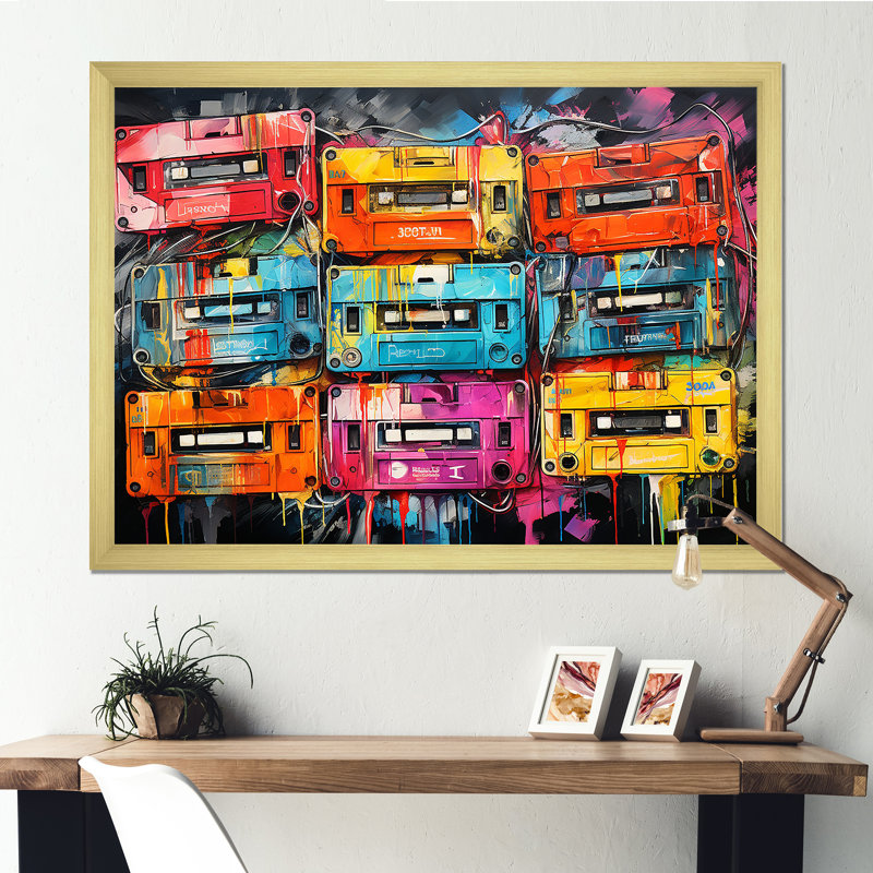 Neon Groove Cassette Tapes II - Cassette Tapes Wall Art, Cadre doré à coins fermés, H 30 po x l 40 po x P 1,5 po
