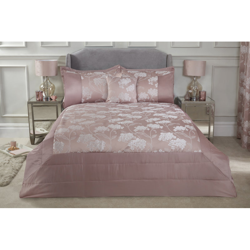 Blossom Polyester Floral Bedspread, Blush Pink