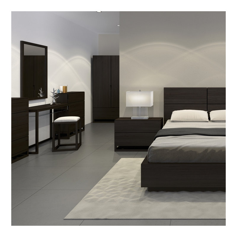 Becraft Bedroom Set