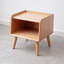 Table de chevet moderne avec beaucoup de rangement pour les petits espaces