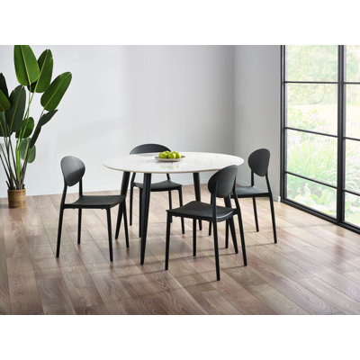 Chantilly 4 - Person Dining Set