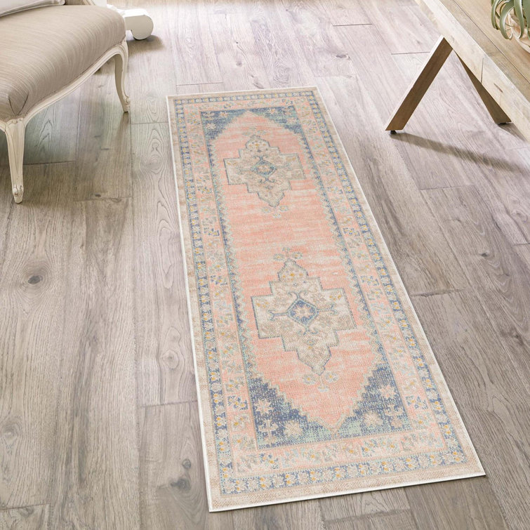 Shauntrelle Oriental Indoor Rug
