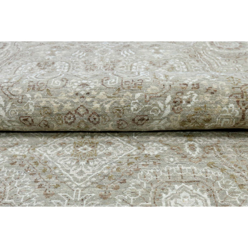 Handmade Wool Oriental Area Rug, Rectangle 5' x 8'