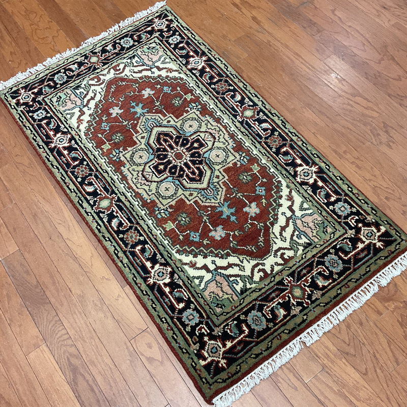 Tapis en laine fait à la main Heriz