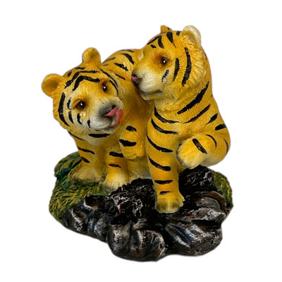 Bungalow Rose Polyresin Tiger Cub Animal Collectible Wild Cat Statue Freestanding Tabletop Figurine