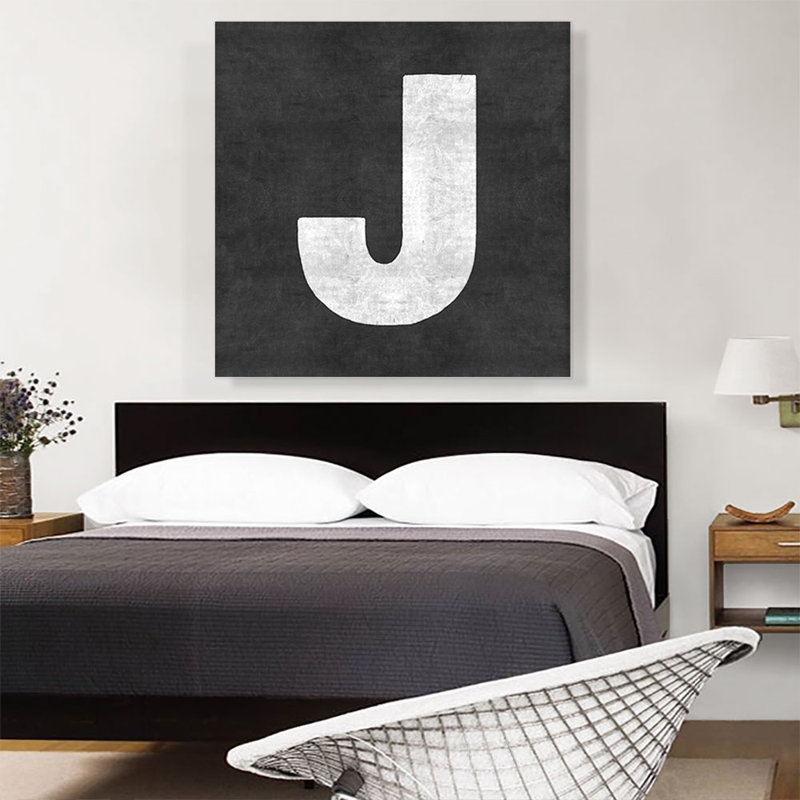 Tableau noir, lettre J - impression sur toile tendue, H 36 po x l 36 po x P 0,75 po