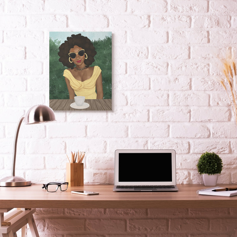 «Fashion Designer Model Coffee Break Yellow Green», impression, H 30 po x l 24 po, Toile tendue