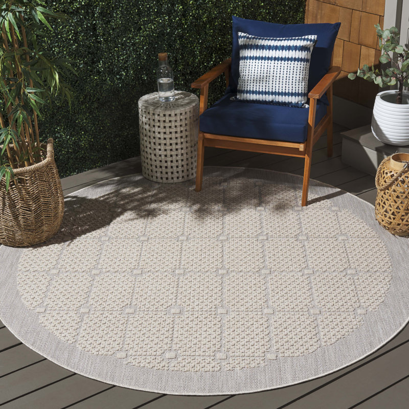 Konley Performance Solid Color Indoor/Outdoor Area Rug, Round 6'7"