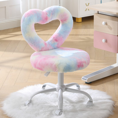 Modern Lovely Heart Shaped Cutout Kids Chair For Kids Room, Study Room And Playroom