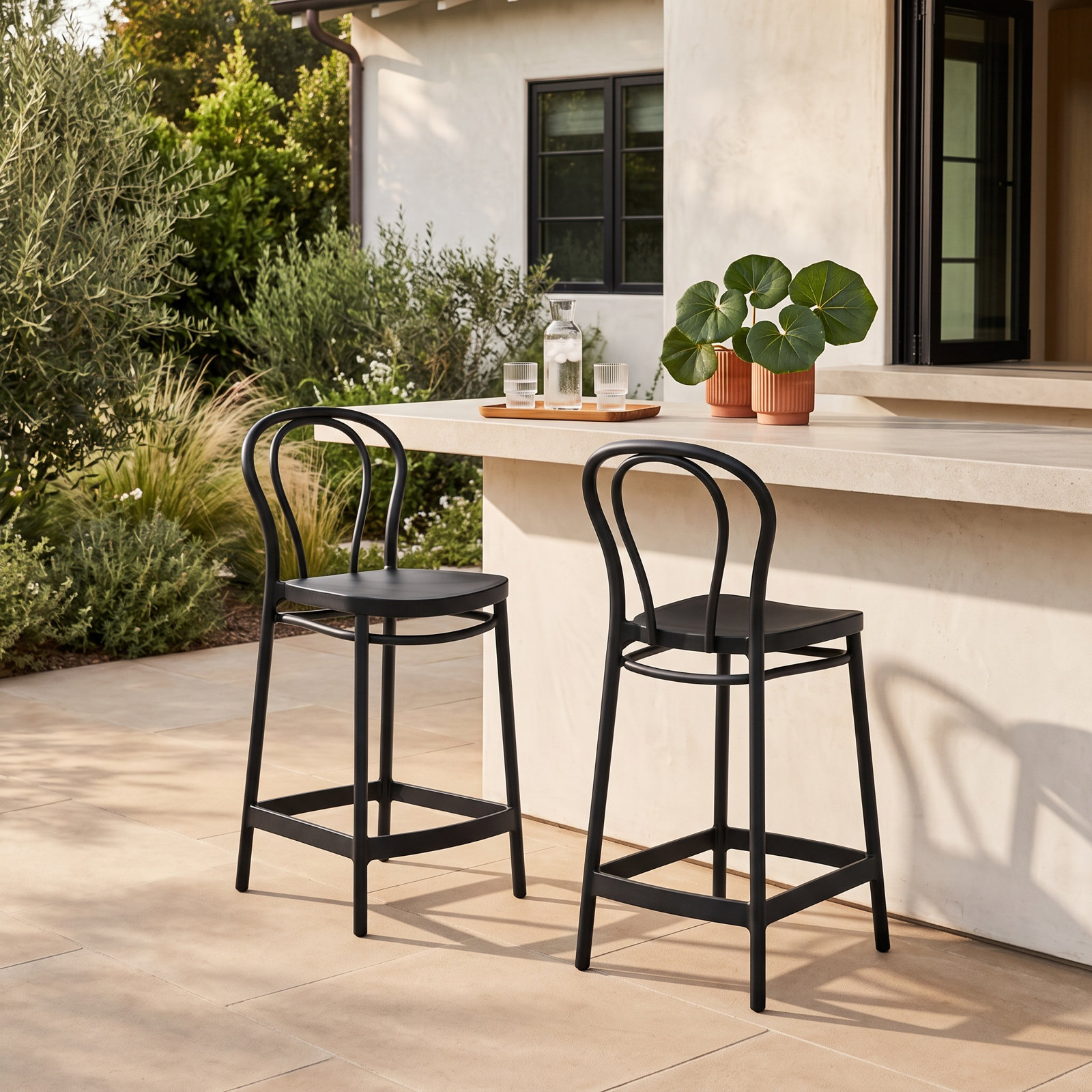Sparks Patio Bar Stool, Black, Counter Stool (25.6" Seat Height)
