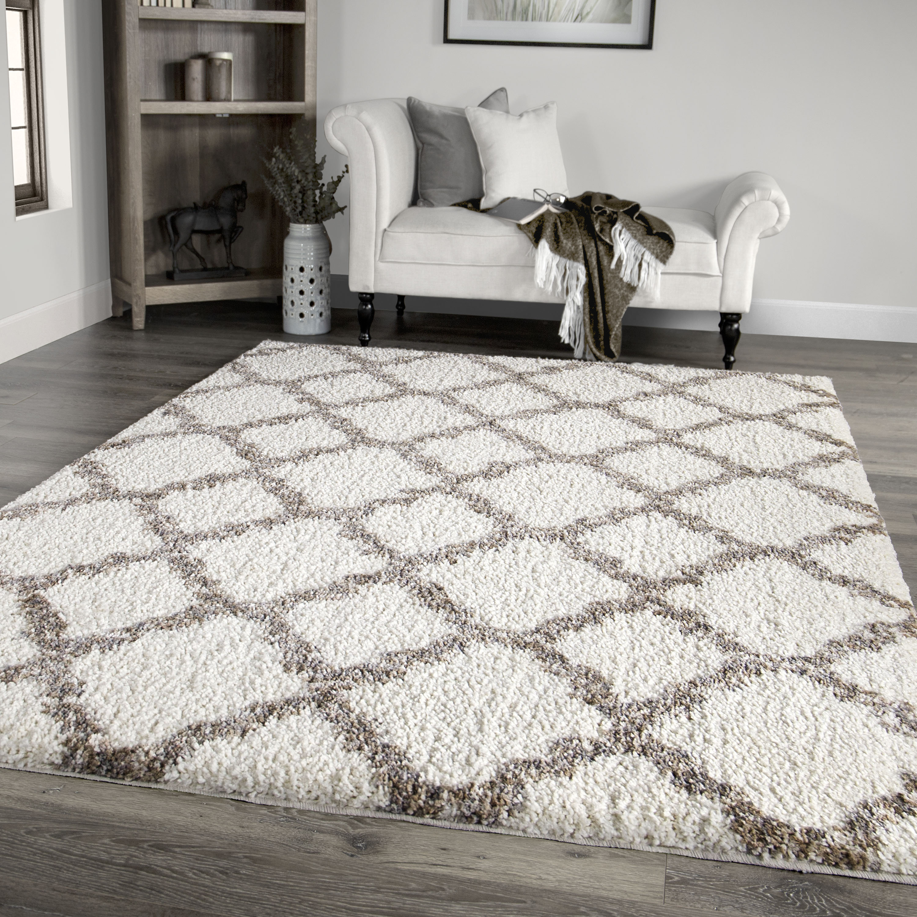 Red Barrel Studio® Red Barrel Studio Stefanni Geometric White Shag Area ...