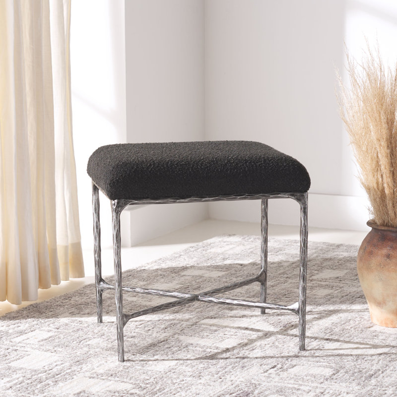 Jaysion Ottoman, Black
