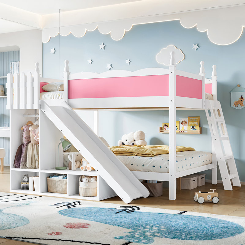 Lit superposé en bois peu encombrant avec glissade, tablettes de rangement et échelle Cavero, Pink & White