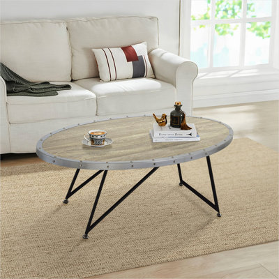Table basse industrielle ovale avec plateau en bois massif gris doux et pieds en métal noir, 46,5 po de largeur