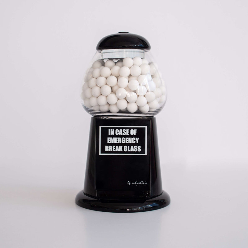 Licorice, Black/White/Clear