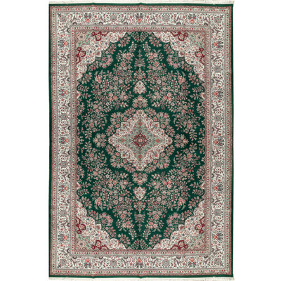 Royal Wool Oriental Area Rug