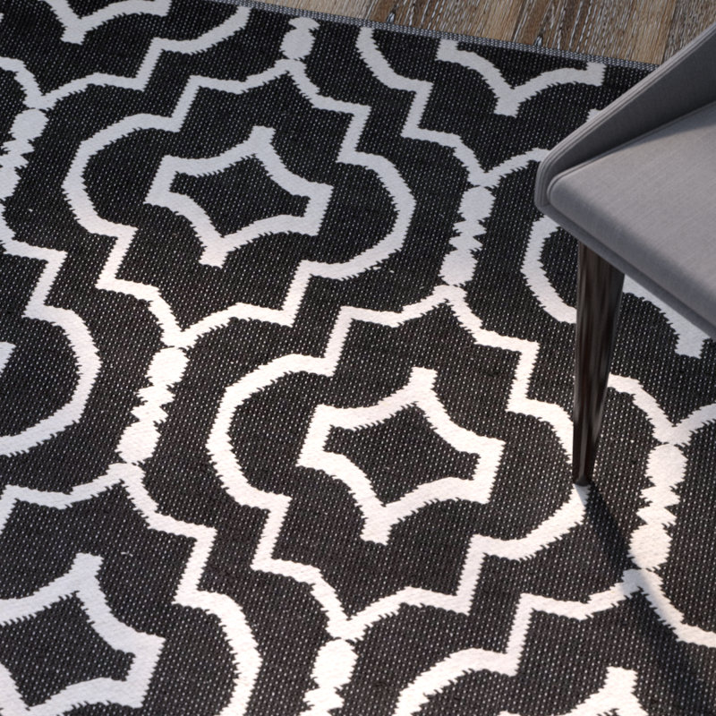 Smith Hand Woven Cotton Geometric Rug, Rectangle 2'6" x 4'