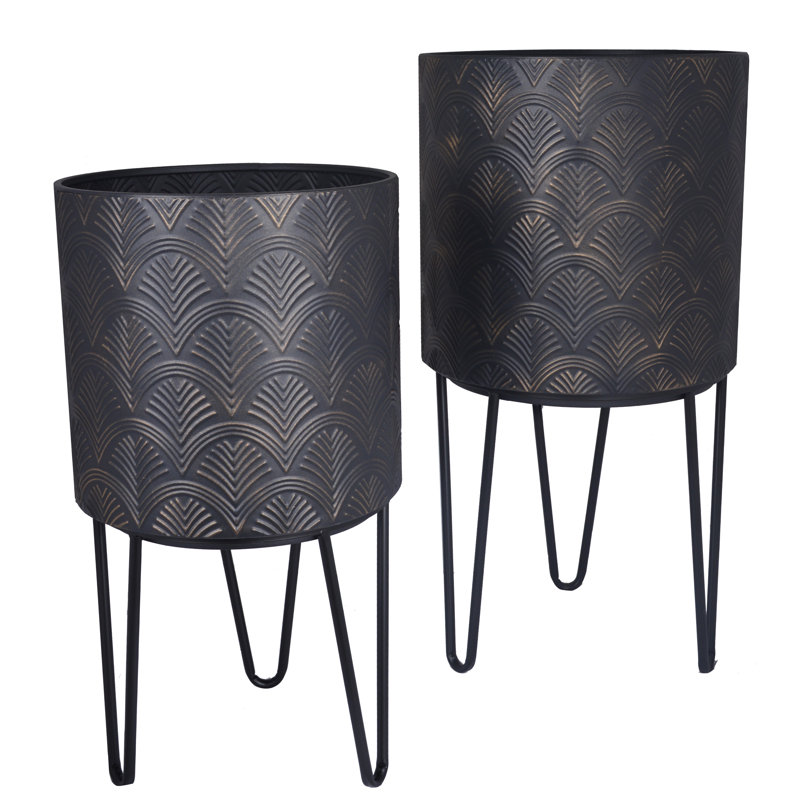 Stogner Metal Planter, Golden/Graphite