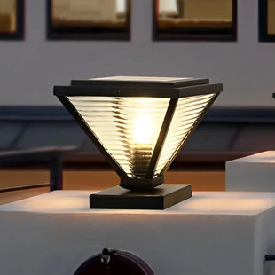 Lampadaire d'extérieur intégré à énergie solaire 10 po H