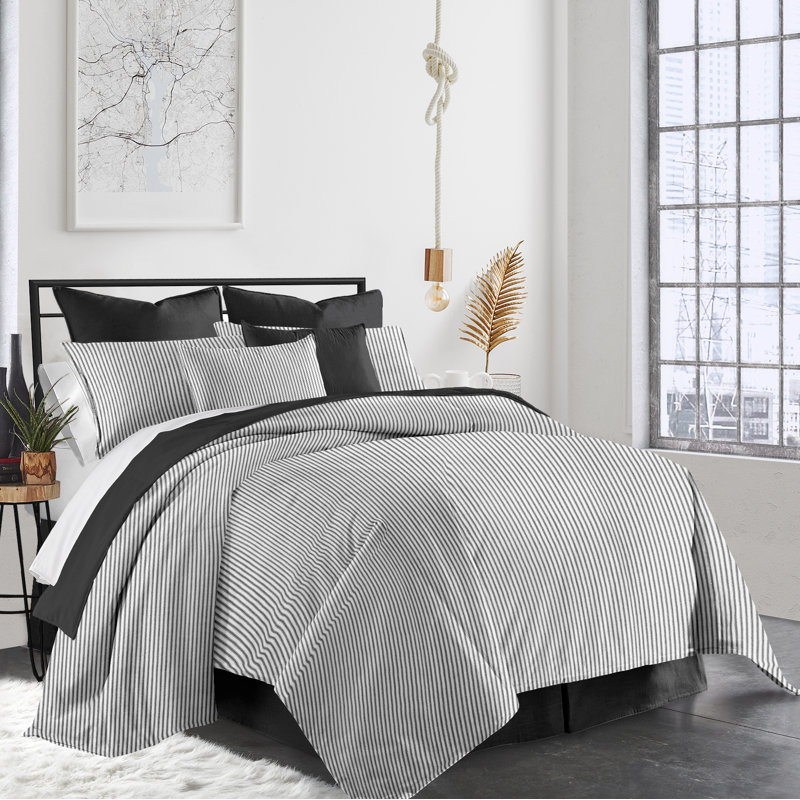 Ensemble d'édredon Gesto, Édredon très grand, 2 taies décoratives et 2 co, Blanc / Bleu marine