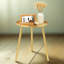 Table d'appoint ronde moderne avec bord incurvé - Table d'appoint robuste pour le salon, la chambre à coucher ou le balcon comme support pour plante, table basse et table de chevet