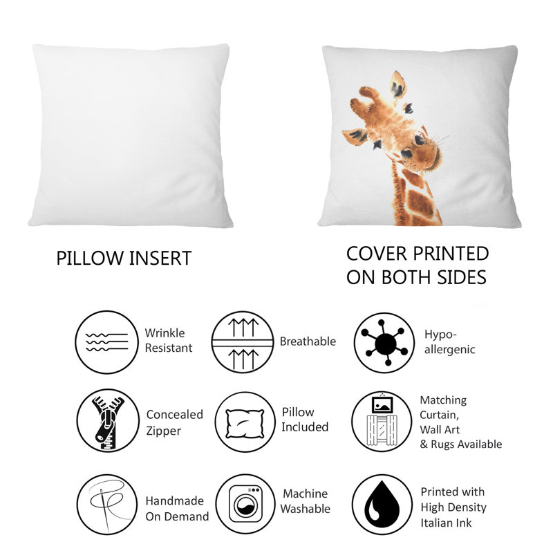 Portrait d'une girafe sur blanc I - coussin décoratif traditionnel imprimé