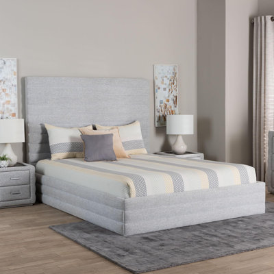 Lit plateforme Attina Baxton Studio