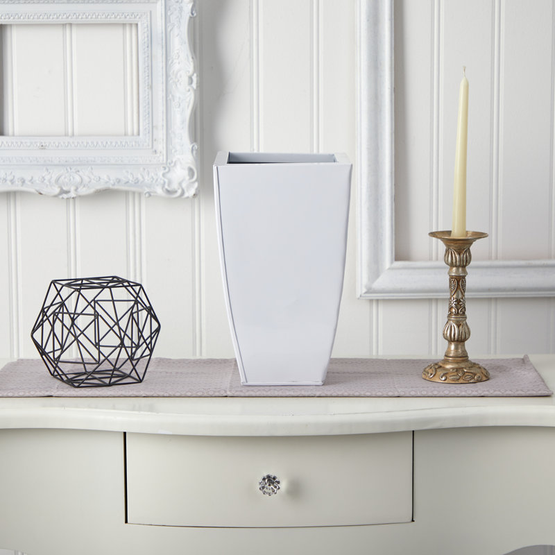 Aristocles Metal Pot Planter, White