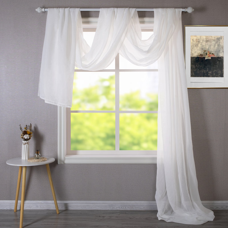 Écharpe de fenêtre transparente en maille Michel, L 52 po x L 256 po