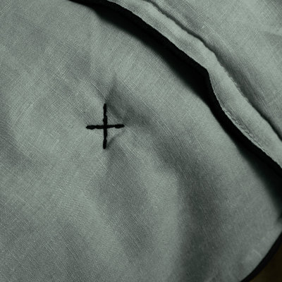 Carlina 100% Linen No Pattern Bedspread