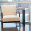 Table d'appoint en forme de C en métal massif-918242519-917338988-926230565
