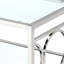 Table basse Paire de 47 po, plateau en verre, tablette inférieure en miroir, détails en métal