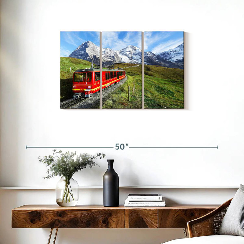 Mehar Bernese Highlands Train, 20" H x 33" W