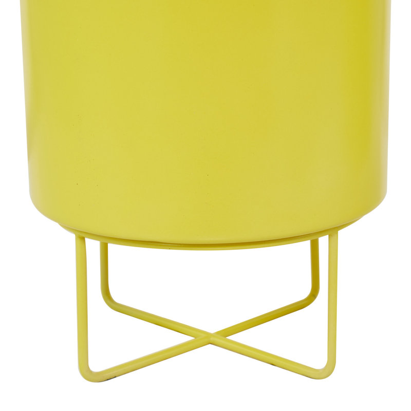CosmoLiving by Cosmopolitan 2-Piece Modern Iron Pot Planter Set, Yellow