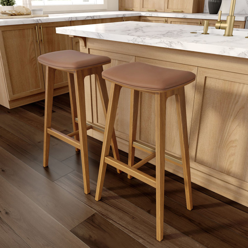 Tabouret de bar tapissier Beryl (30 po) - paquet de 2, cuir de polyuréthane pacane / caramel, 2, Bar Stool (31” Seat Height)