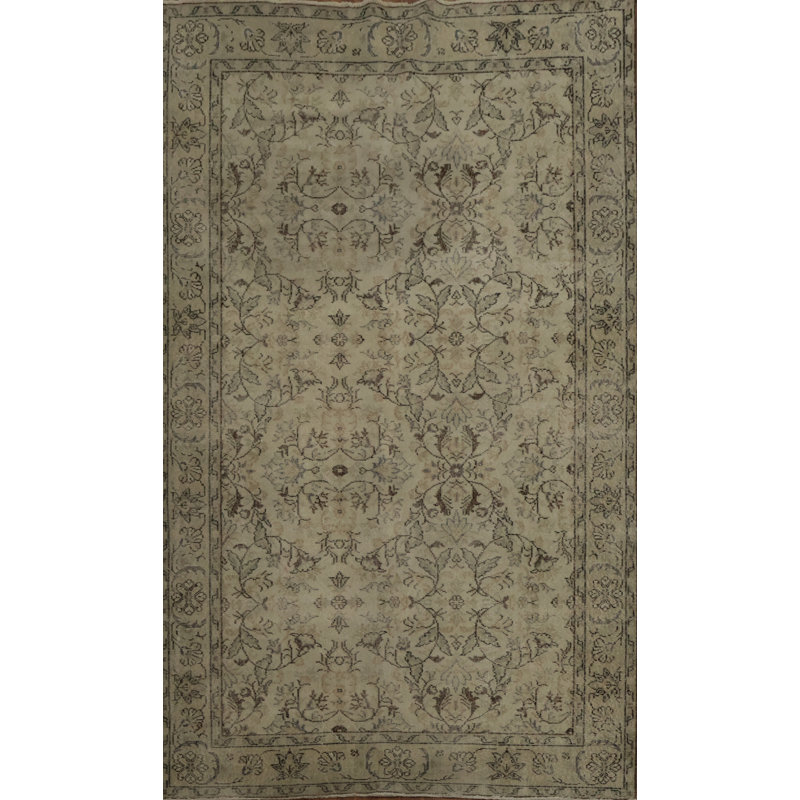 Tapis turc classique vieilli 6 x 9